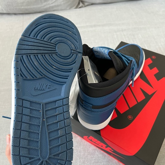 Nike Air Jordan 1 Dark Marina Blue US Size 9.5 Mens - Picture 5 of 5